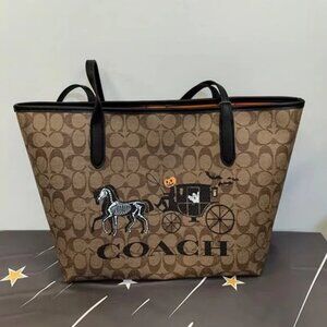 Coach Halloween tote and pumpkin driver coach wagon new
